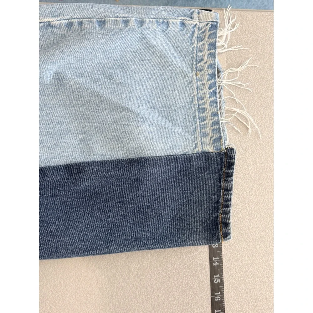 Carhartt some stitching
